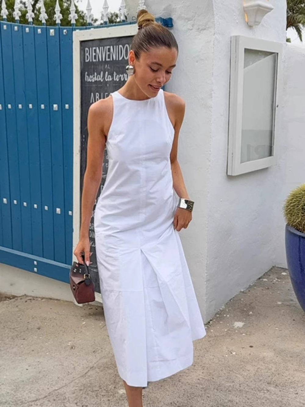 Forever 21 White Round Neck Sleeveless Work Dress Fall Waist Midi